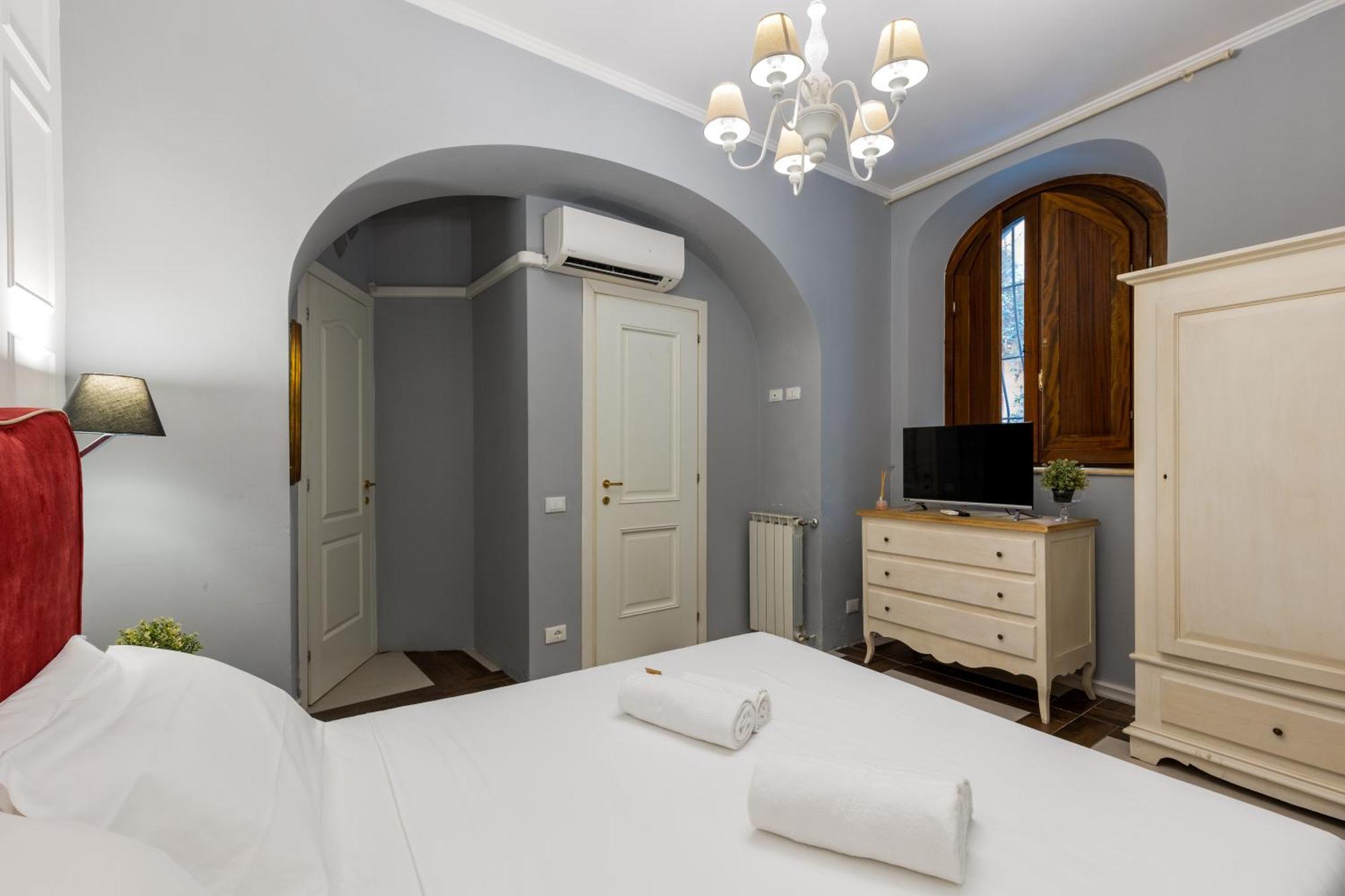 Domus 14 * Rom